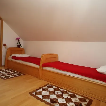 Pr' Betel Konukevi Jesenice