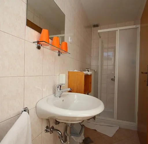 Pr' Betel בית הארחה יסניצה